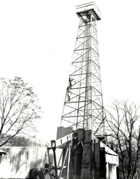 Constructing the Standard Steel Drilling Rig